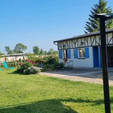 La Cle Des Champs Bed & Breakfast Asnieres  Екстериор снимка