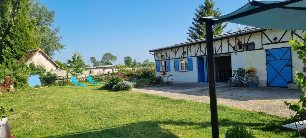 La Cle Des Champs Bed & Breakfast Asnieres  Екстериор снимка